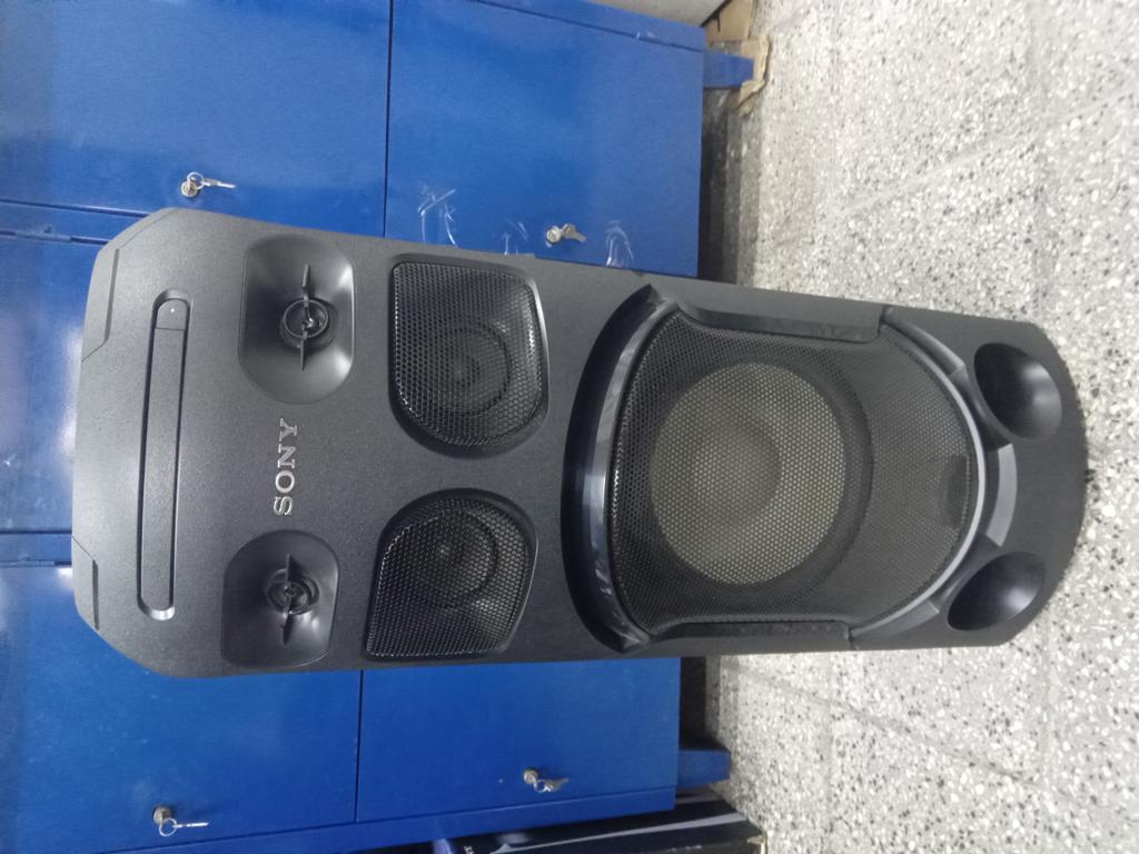 Caja De Sonido Amplificada Marca Sony Modelo Mhc-V41d Con Control Usado En Buen Estado Acc Cable Power Antena