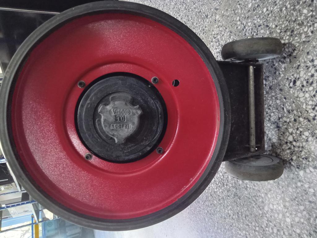Enceradora Marca Hawk Modelo Hp1517hd Usado En Buen Estado Acc Un Cepillo