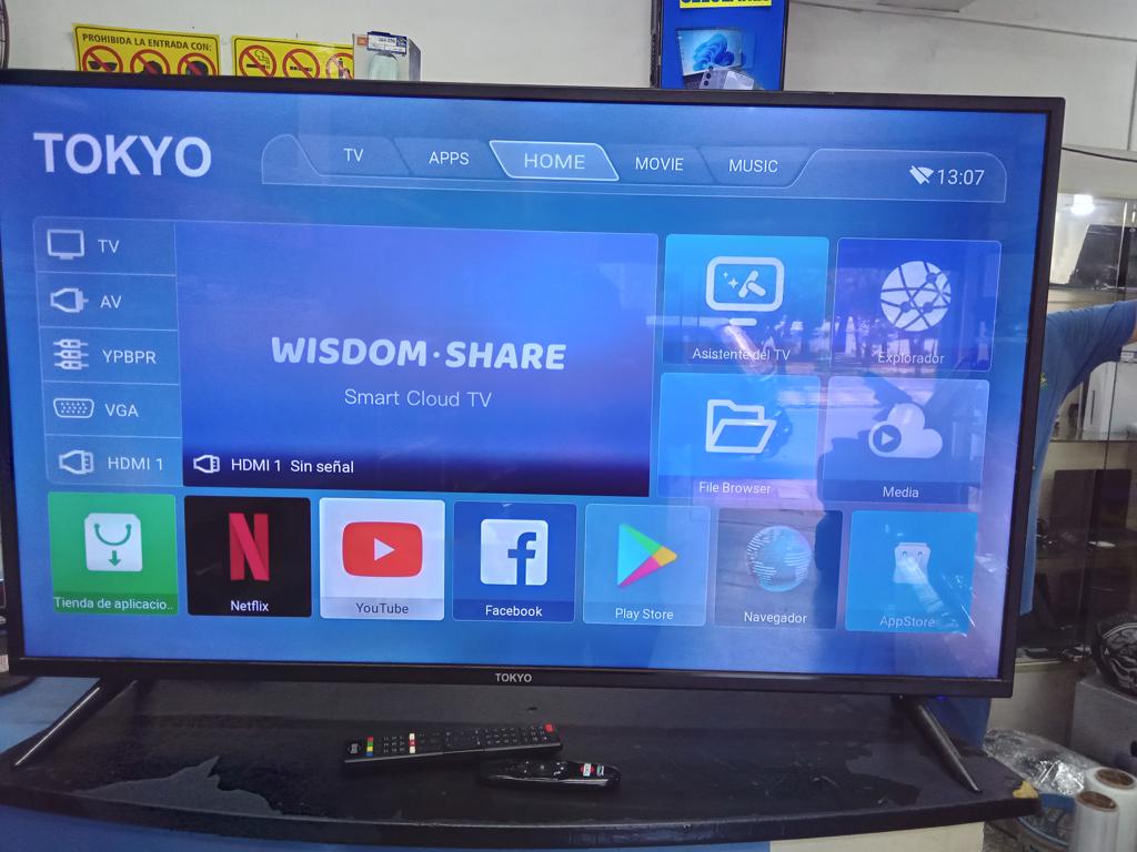 Televisor Led Smart De 50 '' Marca Tokyo Modelo Tvtokfs50 Con Control Usado En Buen Estado Acc No Tiene