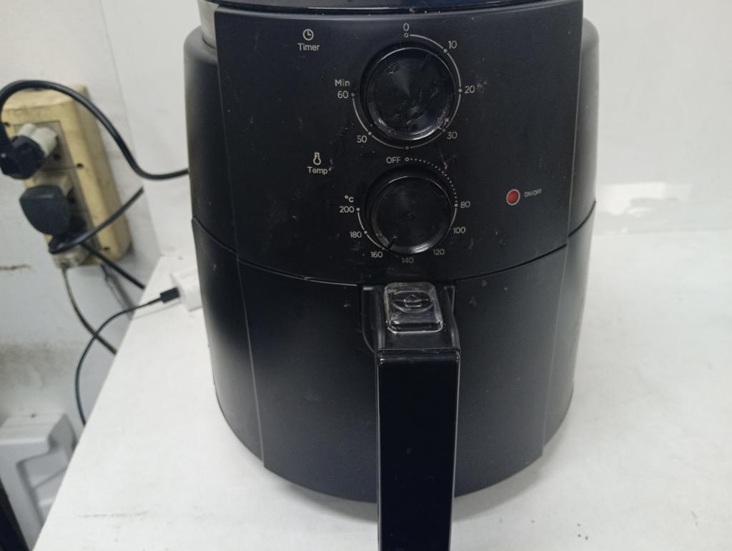 Fritadora Marca Jam Modelo Jm-Tn40b Usado En Buen Estado Acc No Tiene