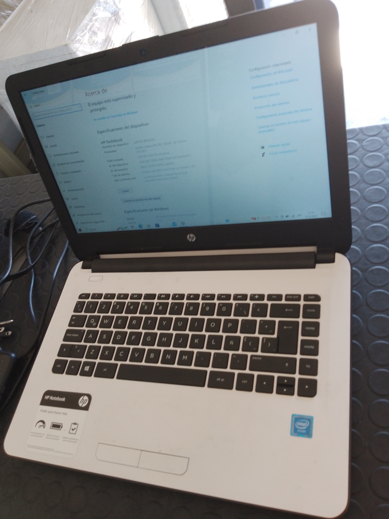Notebook Marca Hp Modelo Rtl8723benf Procesador Intel Celeron Memoria Ram 500 Gb Disco Duro 500 Gb Acc CargadorCable Power