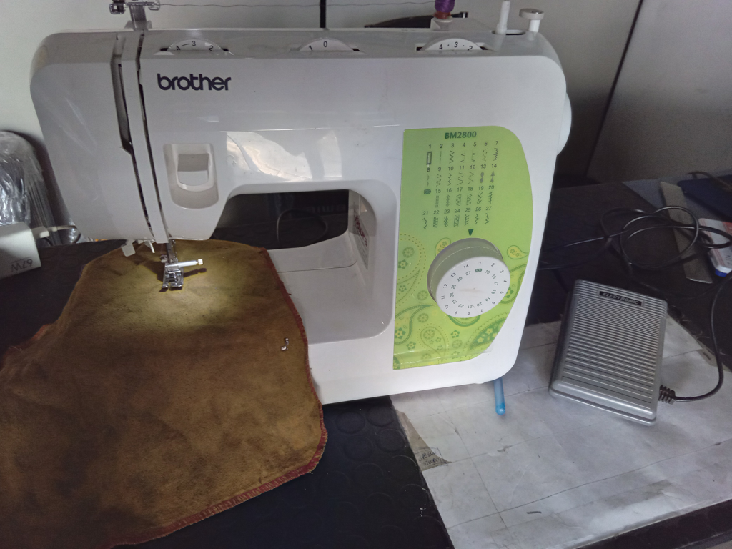 Maquina De Coser Familiar Marca Brother Modelo Bm2800 Usado En Buen Estado Acc Pedal