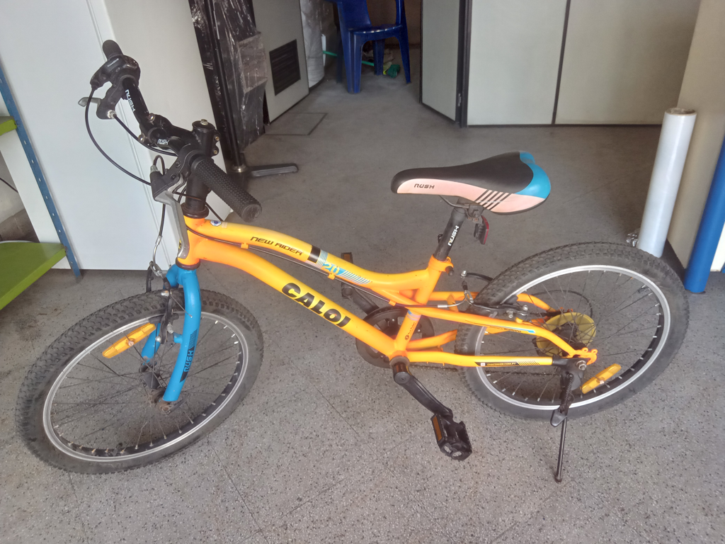 Bicicleta Marca Caloi Aro 20 Modelo No Tiene Usado En Buen Estado Acc No Tiene