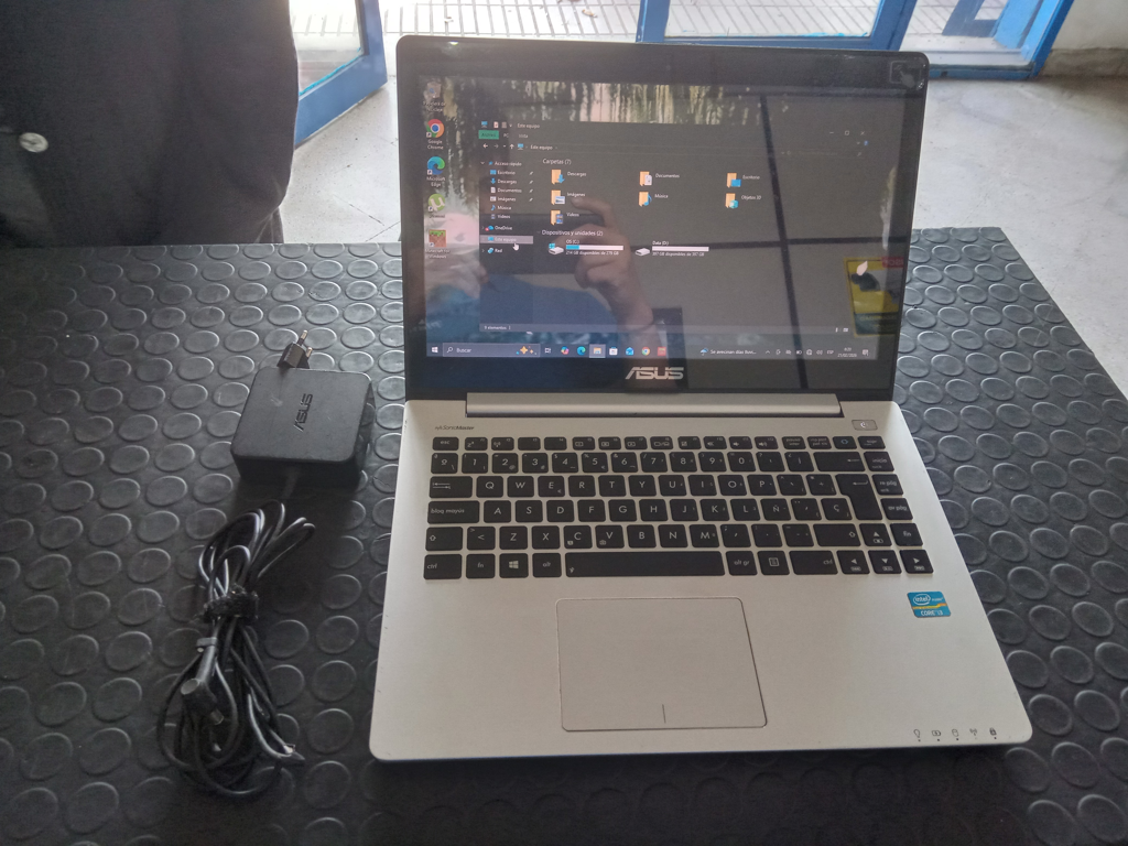 Notebook Marca Asus Modelo S400c Procesador Core I3 Memoria Ram 4 Gb Disco Duro 279 Gb Generacion 2 Acc Cargador