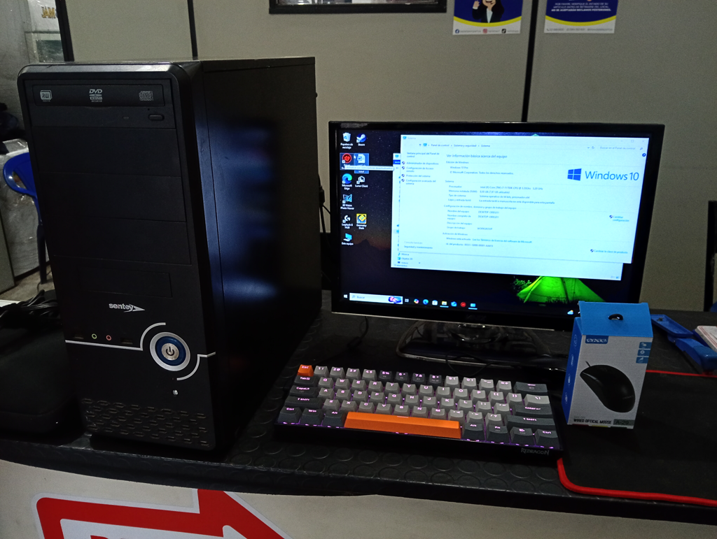 Computadoras De Escritorio Marca Sentey Modelo No Tiene Usado En Buen Estado Procesador Core I7 Memoria Ram 8 Gb Disco Duro 1.500 Gb Acc Cable Power De MonitorCable Vga Mouse Nuevo Sin Uso Teclado Gamer
