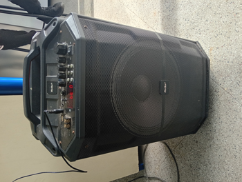Parlante Portatil Marca Kolke Modelo Kpb-012 Usado En Buen Estado Con No Tiene Acc Cable Power