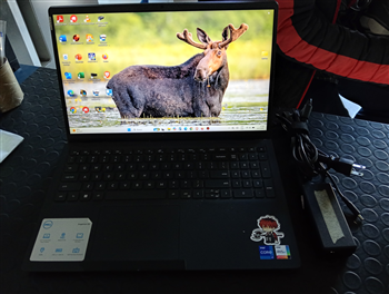 Notebook Marca Dell Modelo P112f Procesador Core I7 Memoria Ram 16 Gb Disco Duro 500 Gb Generacion 13 Acc Cargador Cable Power