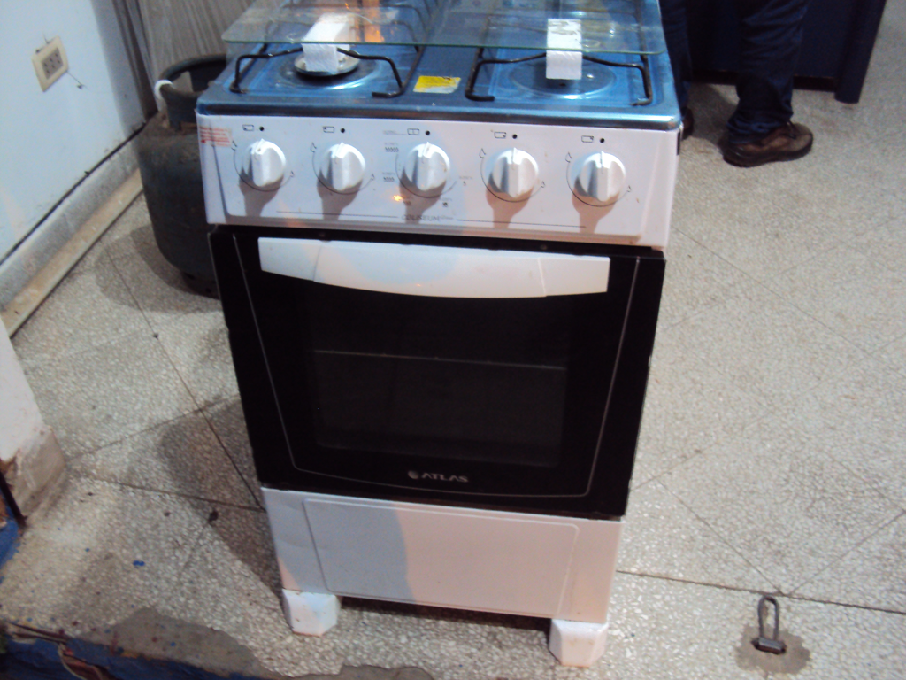 Cocina A Gas Marca Atlas Modelo Fogao 4bc Coliseum Usado En Buen Estado Acc 4 HornallasTapa De Vidrio