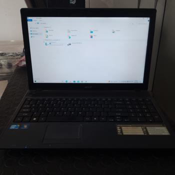 Notebook Marca Acer Modelo Aspire 5733-6607 Procesador Intel I3 M 370 2.40 Ghz Memoria Ram 4 Gb Disco Duro 500 Gb Acc No Tiene