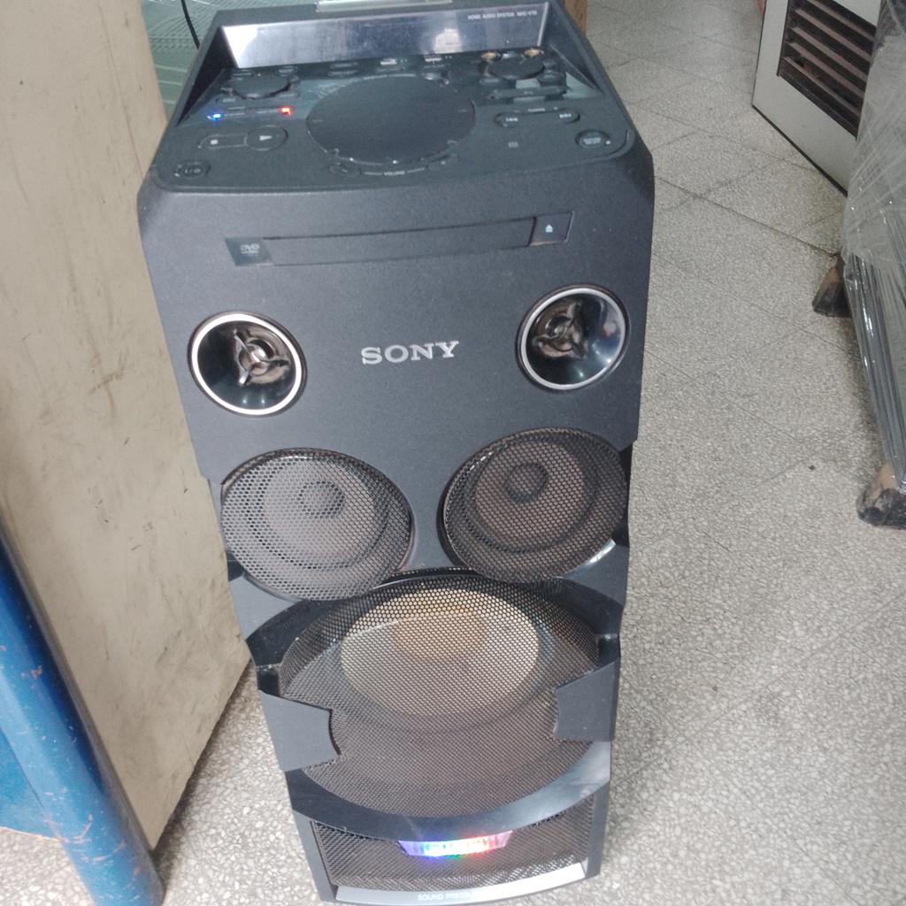 Equipo De Sonido Marca Sony Con Control Modelo Mhc-V7d Usado En Buen Estado Acc Cable Corriente