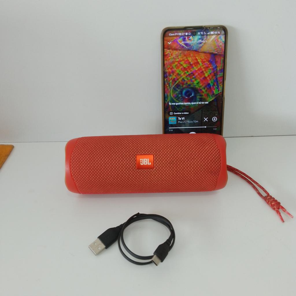 Speaker Potencia Watts No Tiene Marca Jbl Sin Control Modelo Flip 5 Usado En Buen Estado Sin Caja Acc Cable UsbCorrea