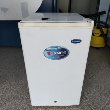 Frigobar Marca James Litros 87 Modelo J90k Usado-En-Buen-Estado Con No Tiene Acc 2 Parrillas1 Llave