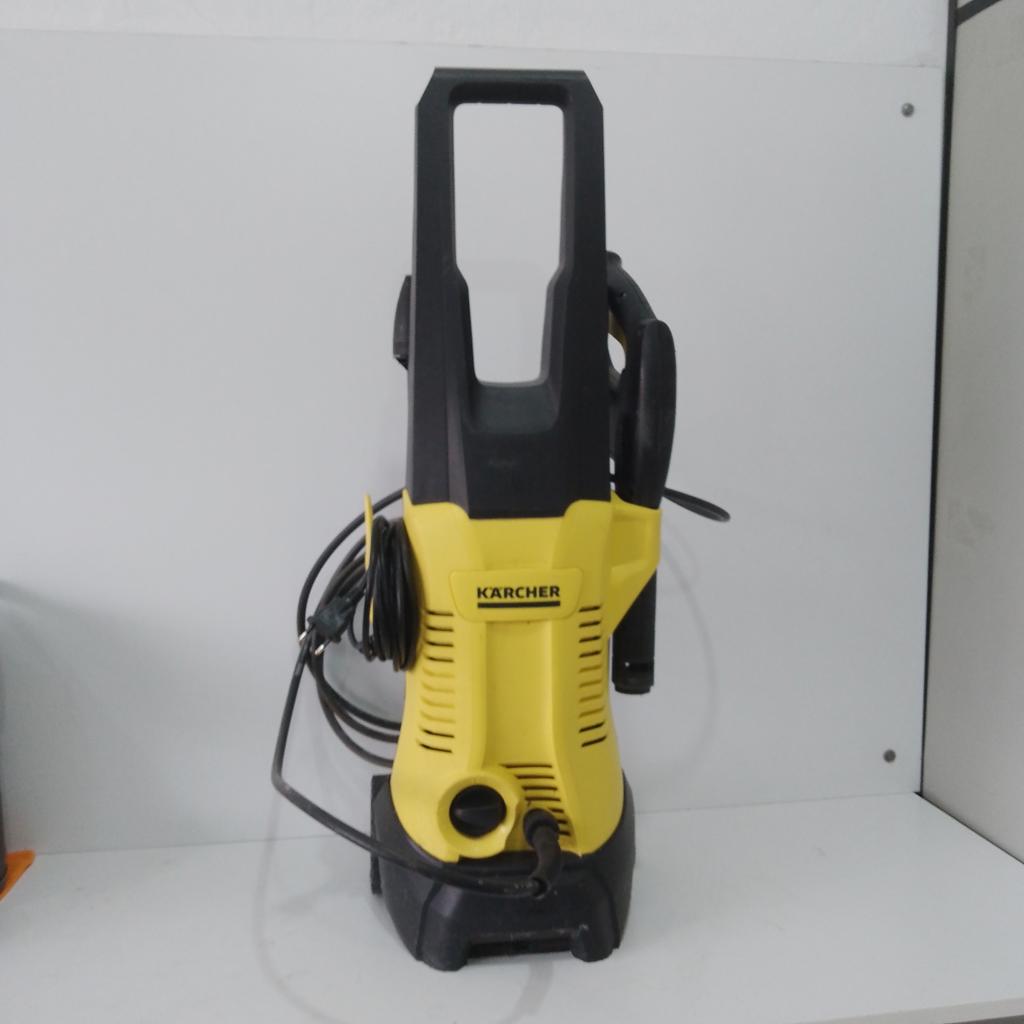 Hidro Lavadora Marca Karcher Modelo K2 Dakar Usado En Buen Estado Acc 1 Pistola2 PicosManguera2 RuedasAdaptador De Manguera