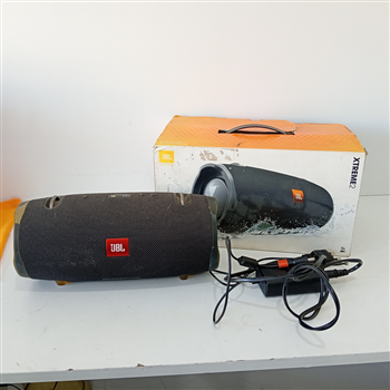 Parlante Portatil Marca Jbl Modelo Xtreme 2 Usado En Buen Estado Con No Tiene Acc CargadorEn Caja