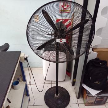 Ventilador 3 Velocidades Marca Tokyo Modelo Blow Usado En Buen Estado Acc No Tiene