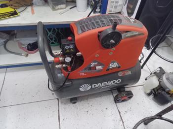 Compresor De Aire Marca Daewoo Modelo 2 Hppotencia Hp Potencia Hp 2 Usado En Buen Estado Acc Dos Rueditas