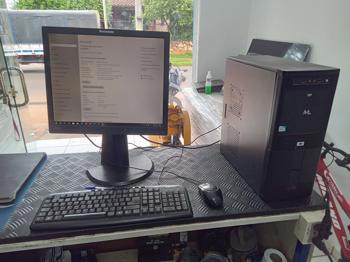 Computadoras De Escritorio Marca Lenovo Modelo Usado En Buen Estado Procesador Celeron Memoria Ram 89 Gb Disco Duro 465 Gb Acc Con Teclado Mause Cable Bga Cable Corriente