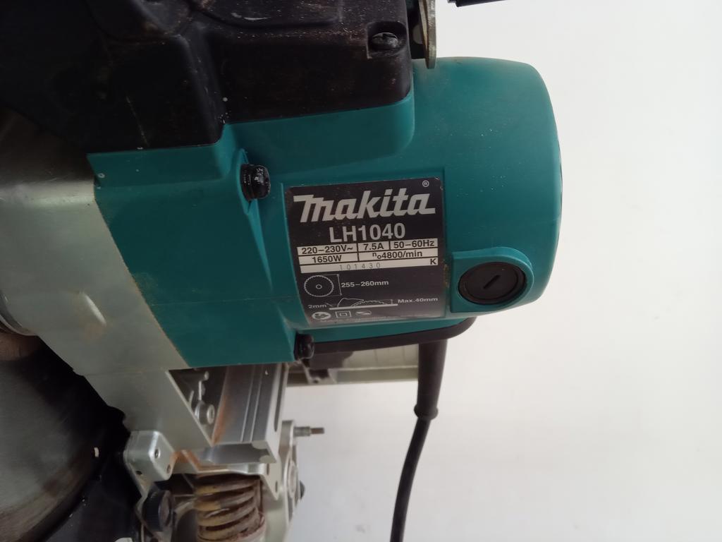 Sierra Tipo Circular Marca Makita Modelo Lh1040 Usado En Buen Estado Acc No Tiene