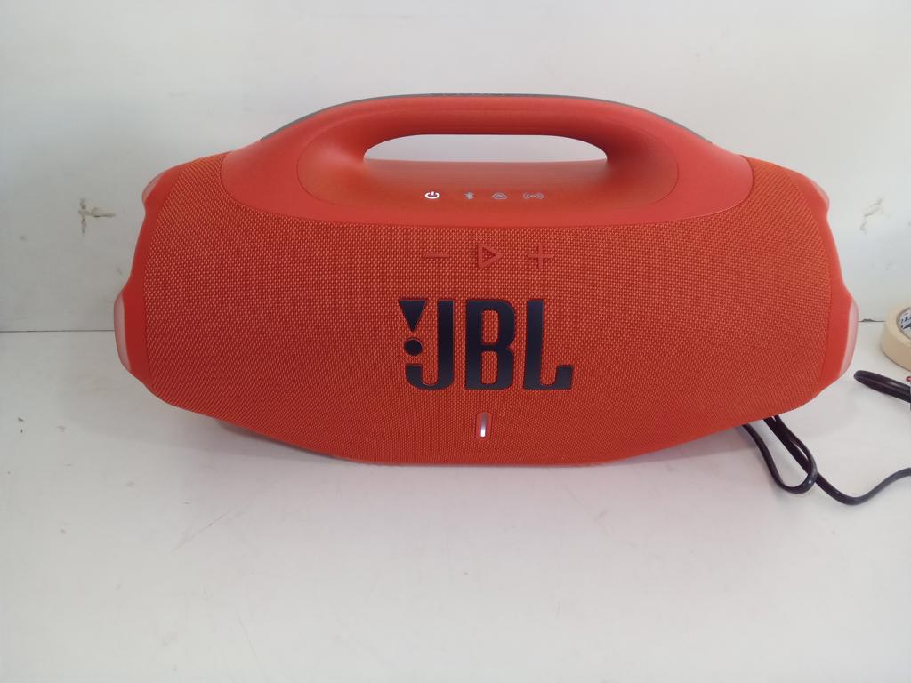 Speaker Potencia Watts No Tiene Marca Jbl Sin Control Modelo Boombox4 Con Caja Acc Cargador