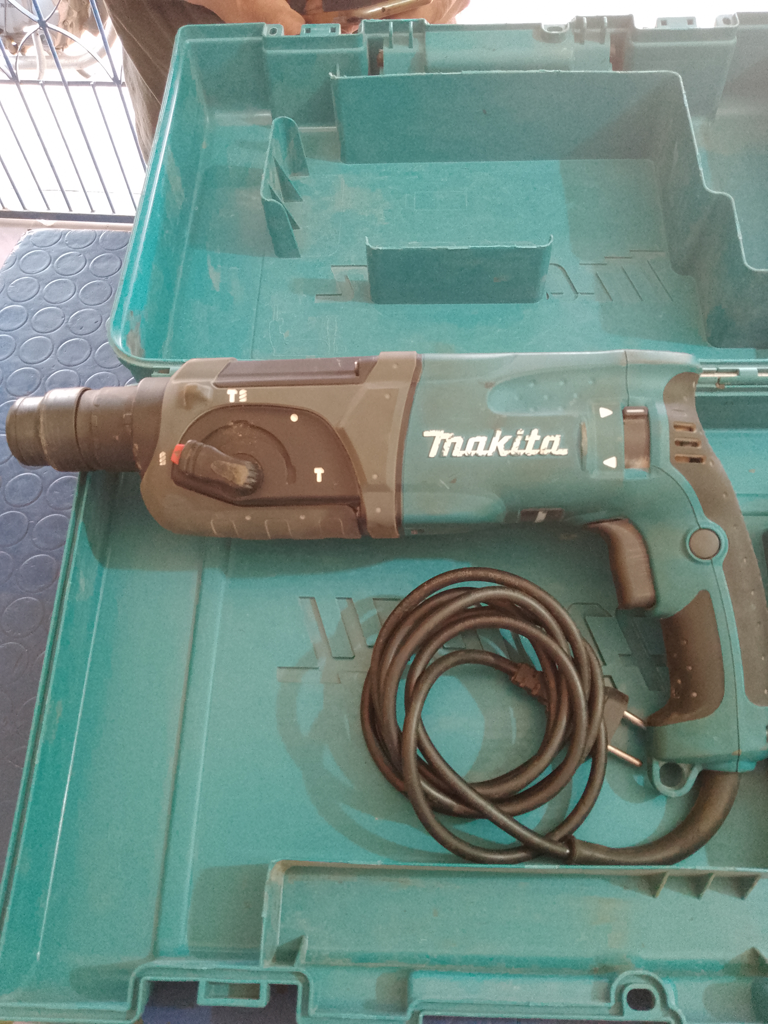 Taladro Marca Makita Modelo Hr2470 Usado En Buen Estado Acc No Tiene