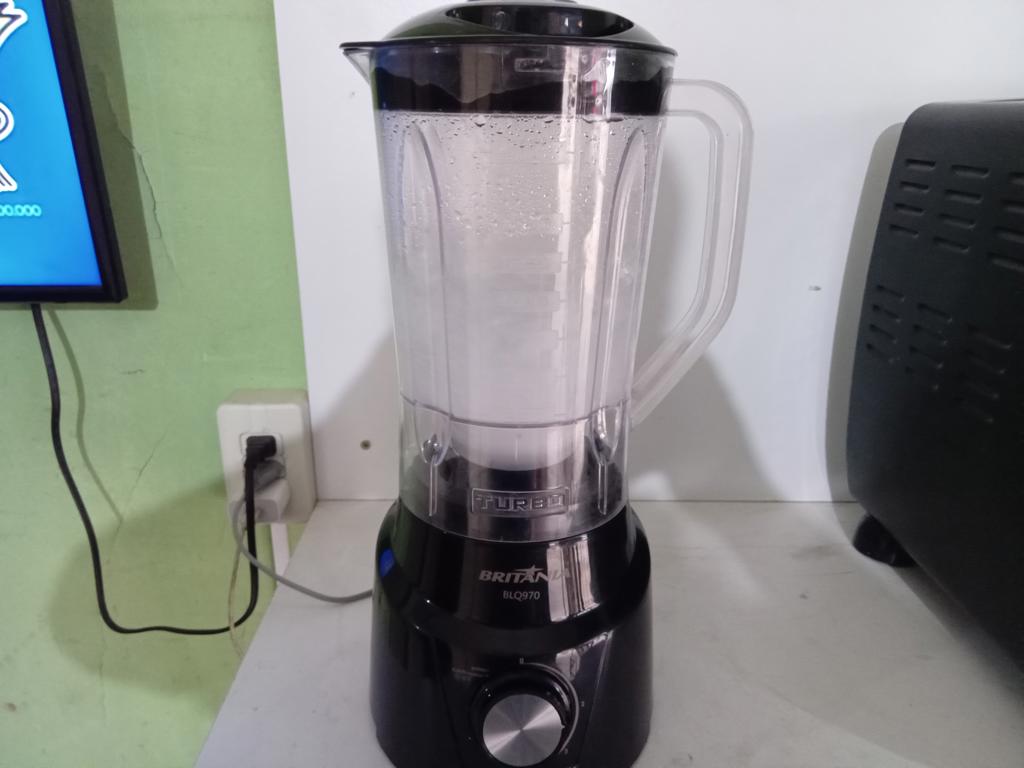 Licuadora Marca Britania Modelo Blq970 Turbo Velocidades Usado En Buen Estado Acc No Tiene