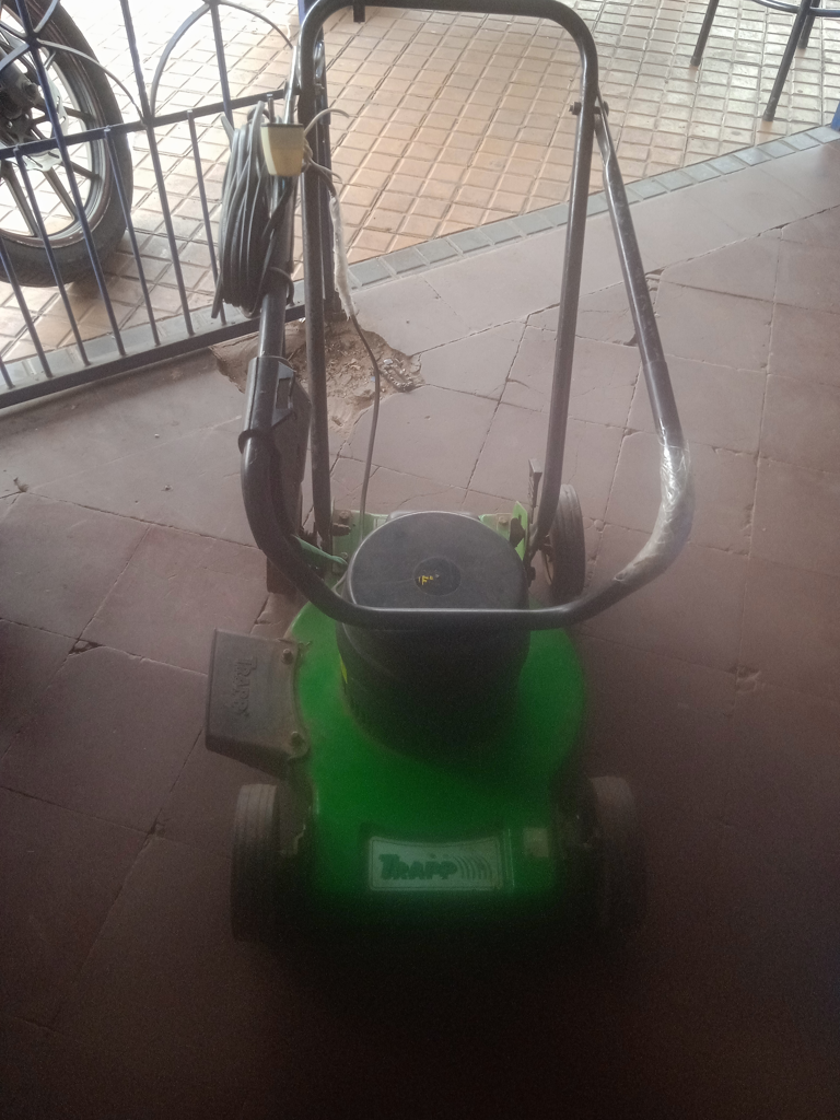Cortadora De Cesped Marca Traap Modelo Sl-350 Usado En Buen Estado Acc No Tiene