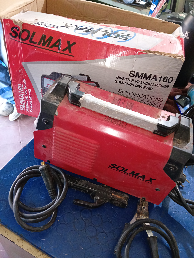 Soldador Marca Solmax Modelo Smma160 Usado En Buen Estado Acc Pinza Positiva Gancho Negativo