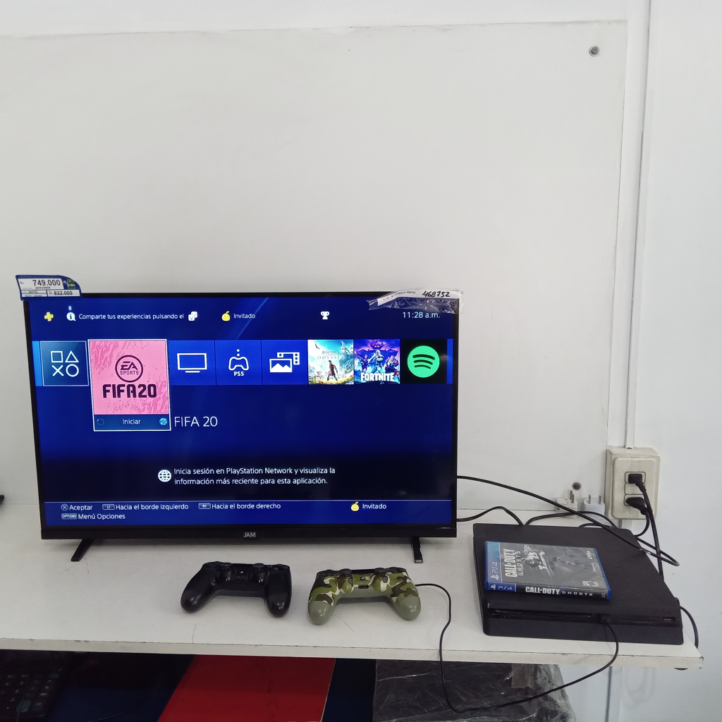 Juego Electronico Ps4 Marca Sony Modelo Cuh-2015a Disco Duro 500 Gb Con Control Sin Caja Usado En Buen Estado Acc Con 2 Controles Cable HdmiPower Sin Cable Usb