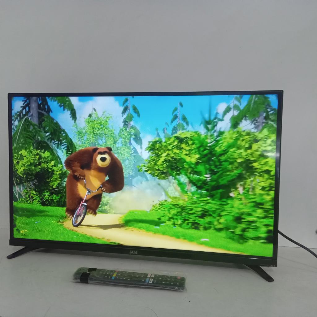 Foto 3 de Televisor Led Smart De 32 '' Marca Jam Modelo Ultraslim-32fcs Con Control Usado En Buen Estado Acc Con 2 Patitas De Pedestal Con Cable Power Fijo