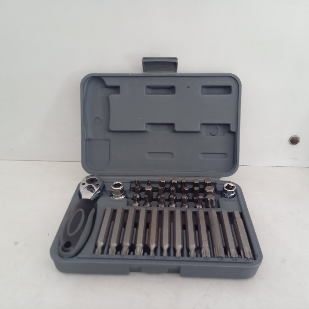 Juego De Herramientas Marca Powerfix Modelo No Tiene Usado En Buen Estado Con No Tiene Acc Juego De Llave Torx Con 35 Piezas
