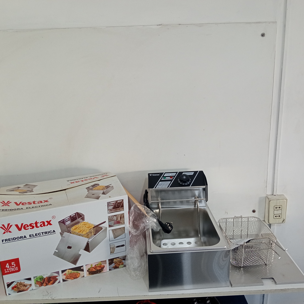 Fritadora Marca Vestax Modelo Vt-045l Nuevo Sin Uso Acc No Tiene