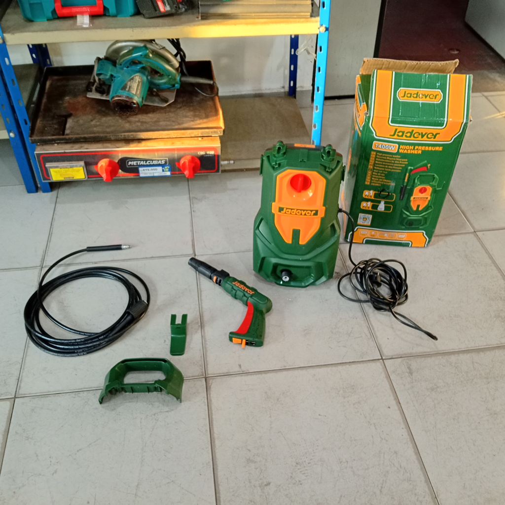Hidro Lavadora Marca Jadever Modelo Jdhp3a14 Usado En Buen Estado Acc 1 Pistola Regulable Manija De Transporte