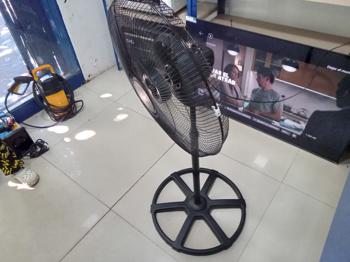 Ventilador 3 Velocidades Marca Cobrasa Modelo Voc 9p 60cm Usado En Buen Estado Acc No Tiene