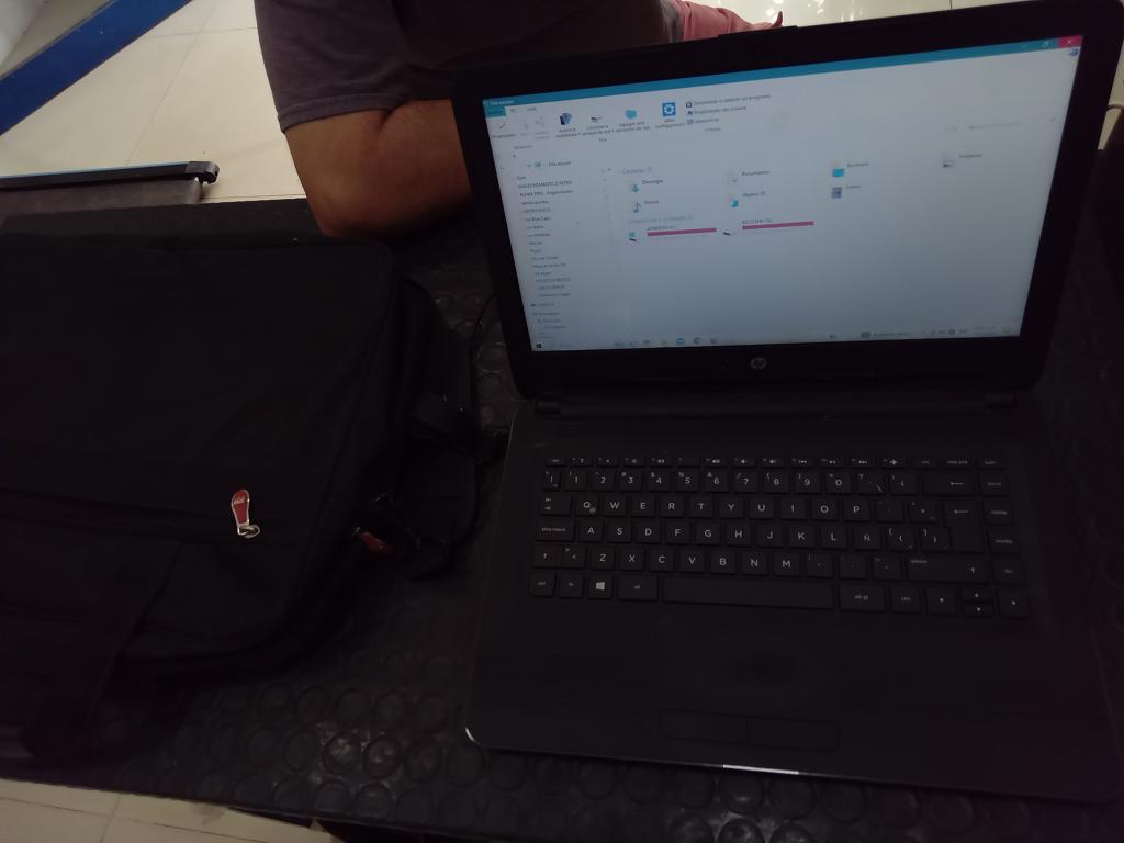 Notebook Marca Hp Modelo Rtl8723be Procesador Amd Memoria Ram 8 Gb Disco Duro 500 Gb Generacion 7 Acc Sin