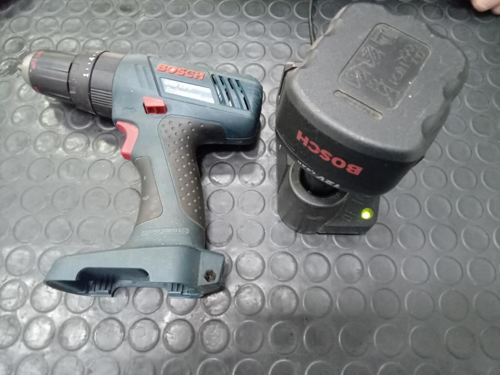 Taladro Marca Bosh Chico Modelo Gsb12-21 Usado En Buen Estado Acc 1 Bateria