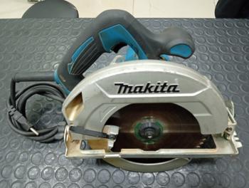 Sierra Tipo Ingletadora Marca Makita Modelo Hs7010 Usado En Buen Estado Acc Protector Y Disco