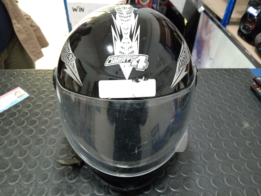 Casco P/ Moto Marca Pro Tork Modelo Liberty4 Usado Con Desgaste Acc No Tiene