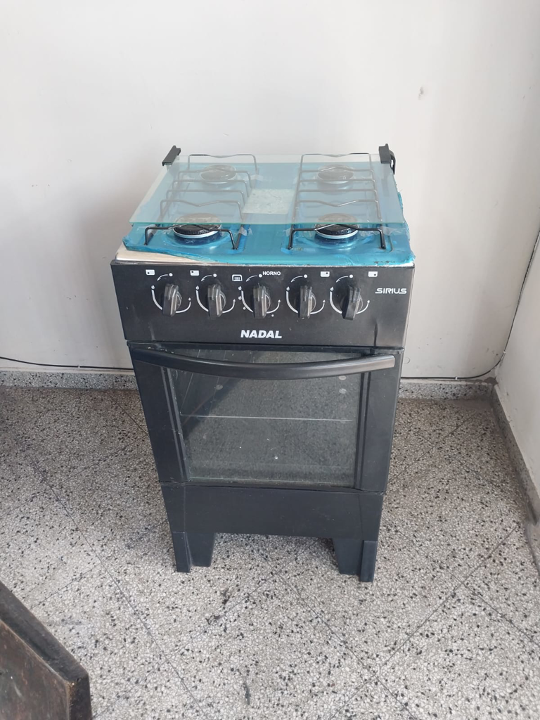 Cocina A Gas Marca Nadal Modelo 4h Sirius Nadal Usado En Buen Estado Acc Cuatro Quemadores