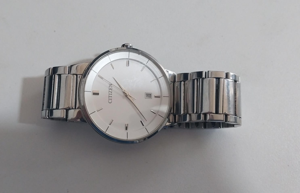 Reloj De Lujo Para Caballero Marca Citizen Modelo St-Steel Acc No Tiene