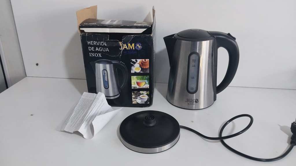 Hervidora Marca Jam Modelo Ck-1009a Usado En Buen Estado Acc En Caja Con Manual