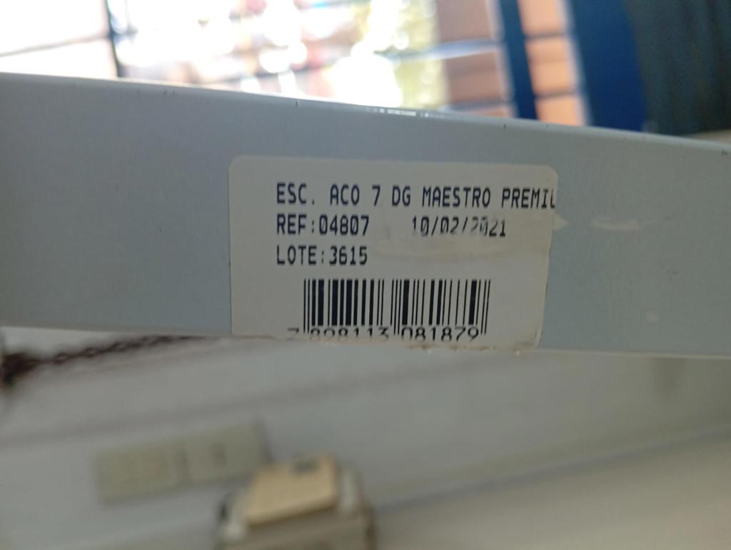 Foto 3 de Escalera Marca Degraus Premium Altura 2 M Cap 120 Kg. Usado En Buen Estado Acc No Tiene