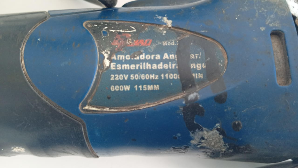Foto 3 de Pulidora Marca Dmaq Modelo No Tiene Tamaño Chico Usado En Buen Estado Acc Disco De Corte Protector