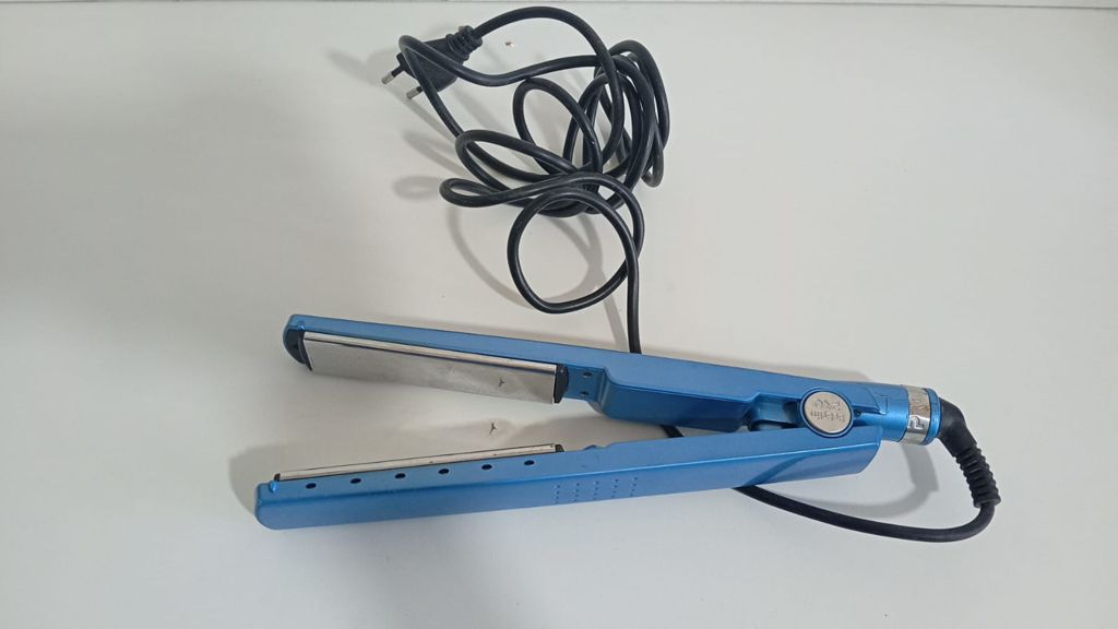 Planchita Para Cabello Marca Babylisspro Modelo No Tiene Usado En Buen Estado Acc No Tiene