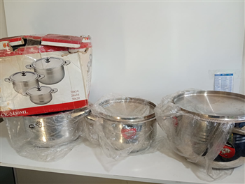 Olla Marca Premier Modelo 6 Pieces Super Set Usado En Buen Estado Con 3 Tipo Convencional Acc Tres Ollas De Acero Inoxidable Una De 24.14l Otra De 26x16 Y La Ulyima De 30x20