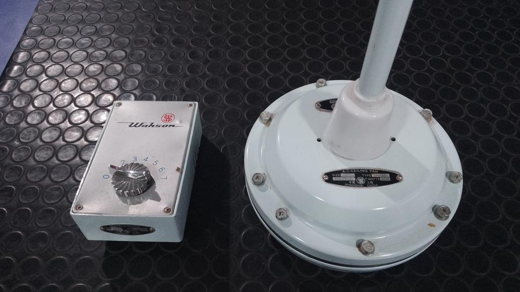 Ventilador 7 Velocidades Marca Wahson Modelo Ceiling Fan Usado Con Desgaste Acc Llave Y 3 Aletas