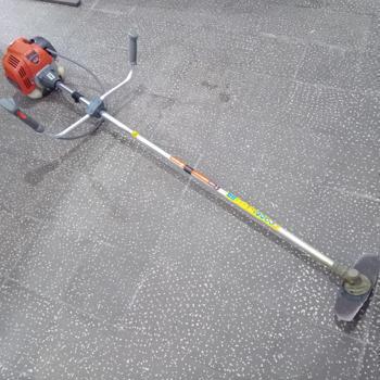 Desmalezadora Marca Daewoo Modelo Dbc430 Usado En Buen Estado Original Si Acc Cuchilla