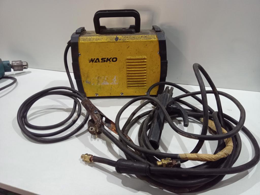 Soldador Marca Wasko Modelo Wel8200m2x Usado Con Desgaste Acc Cable Positivo Cable Negativo Manija