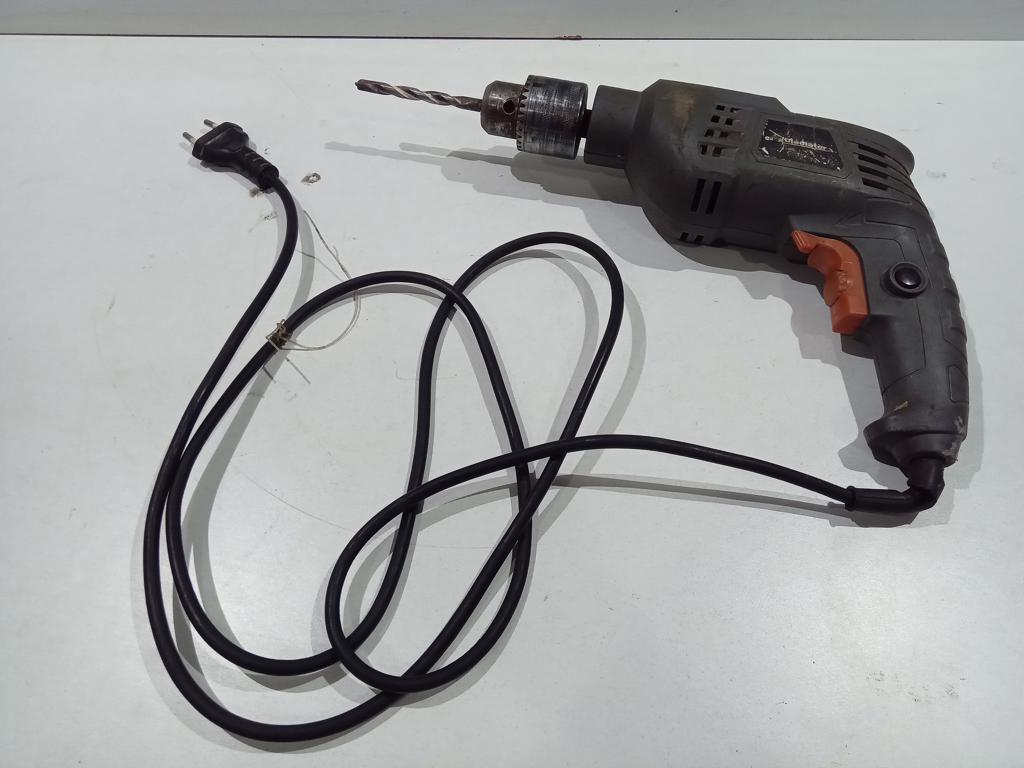 Taladro Marca Gladiator Modelo Tp 413/6/220 Usado Con Desgaste Acc Una Mecha