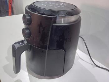 Fritadora Marca Jam Modelo Jm-Tn40b Usado Con Desgaste Acc No Tiene