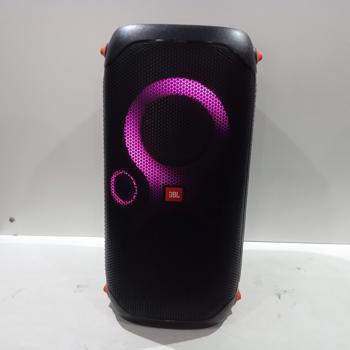 Speaker Potencia Watts No Tiene Marca Jbl Sin Control Modelo Party Box 110 Usado En Buen Estado Sin Caja Acc Cable Power